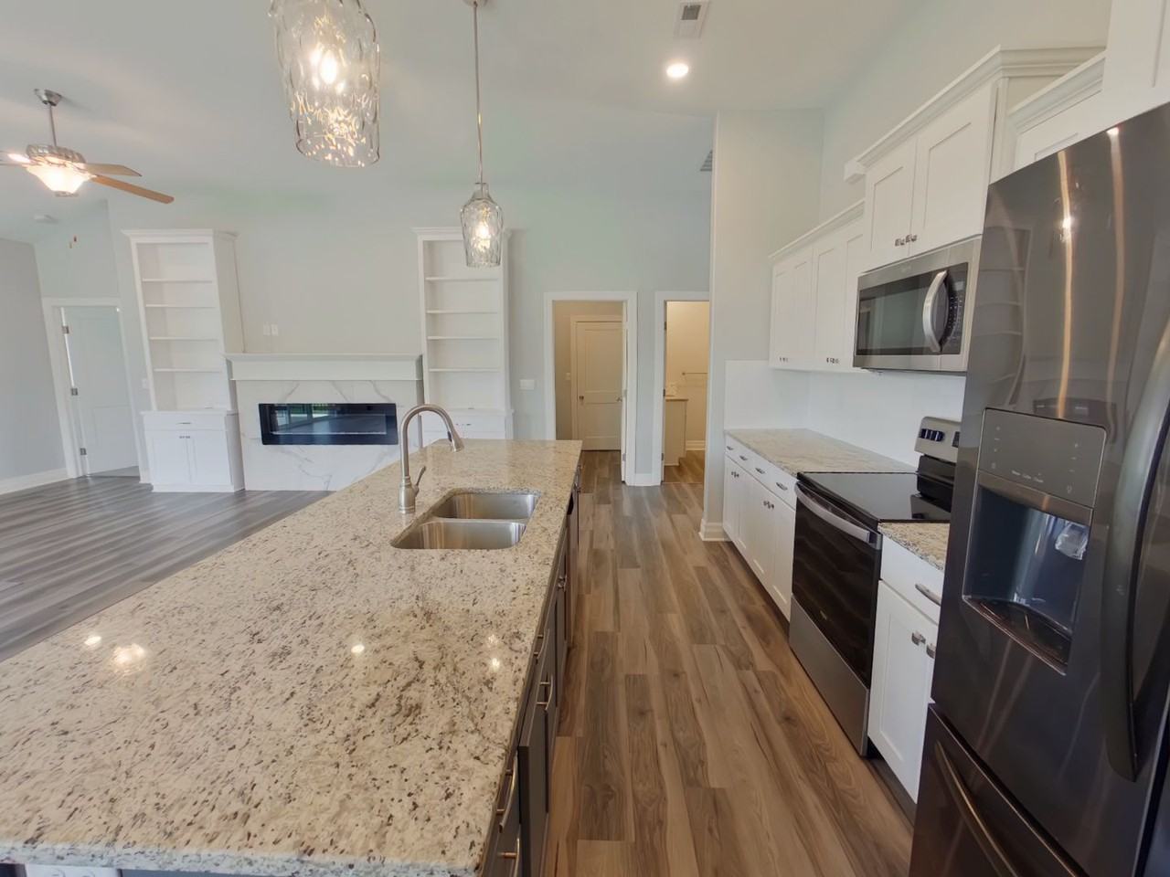 15024 W Hayden St - Photo 3 of 15