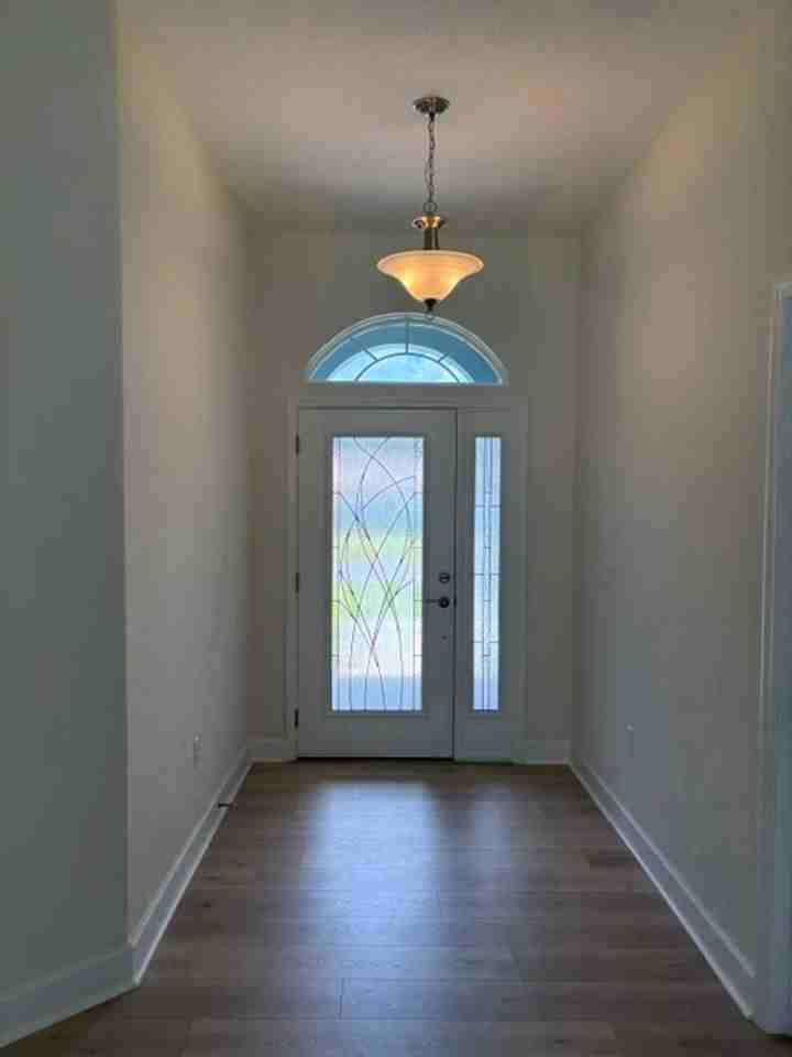 8 Kaiser Pl - Photo 3 of 35