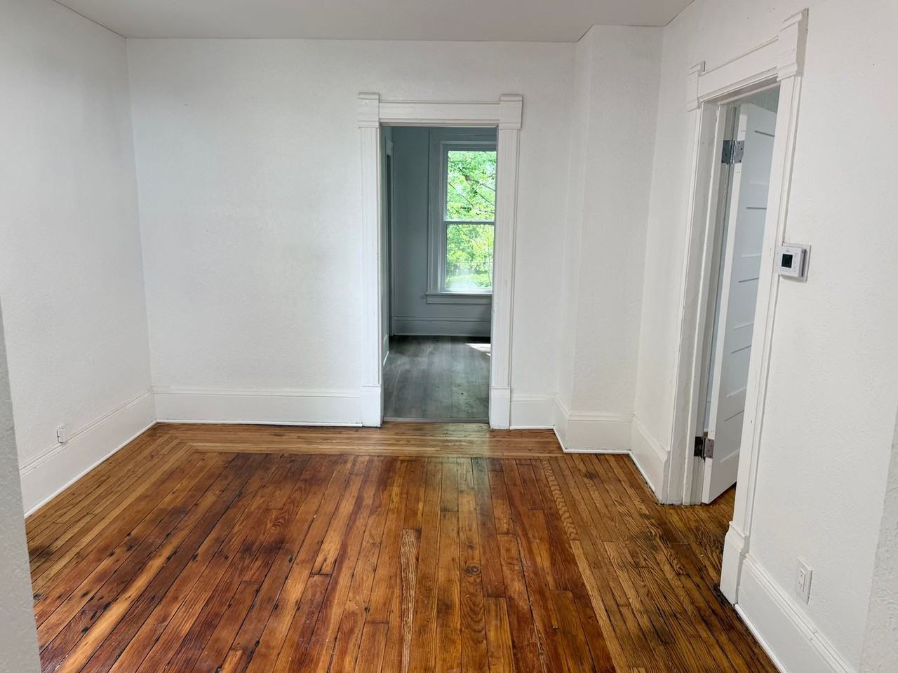 612 3rd St - Photo 5 of 17