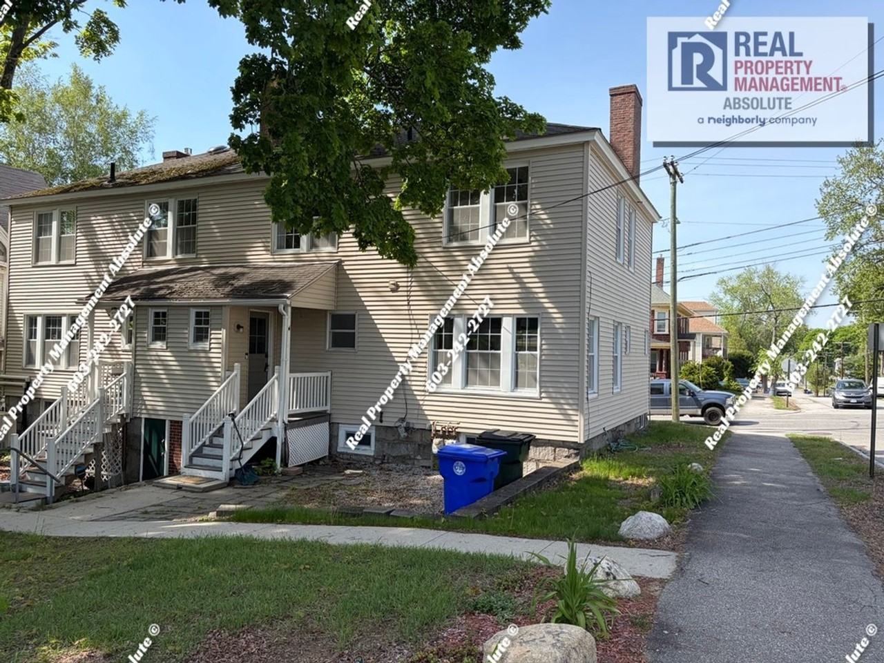 357 Bridge St - Photo 3 of 28