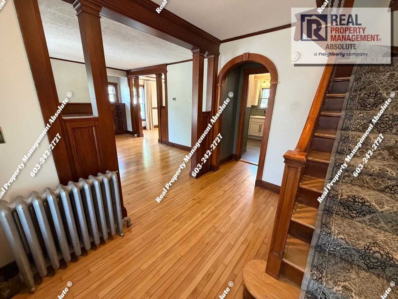 357 Bridge St - Photo 5 of 28