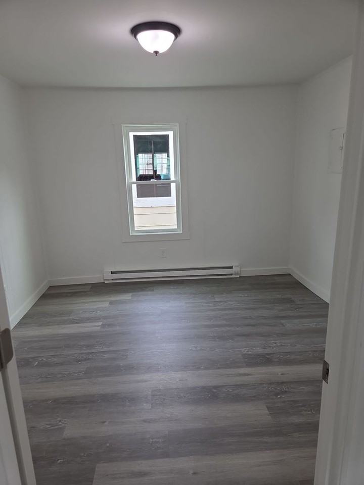 201 N Gregory St - Photo 6 of 13