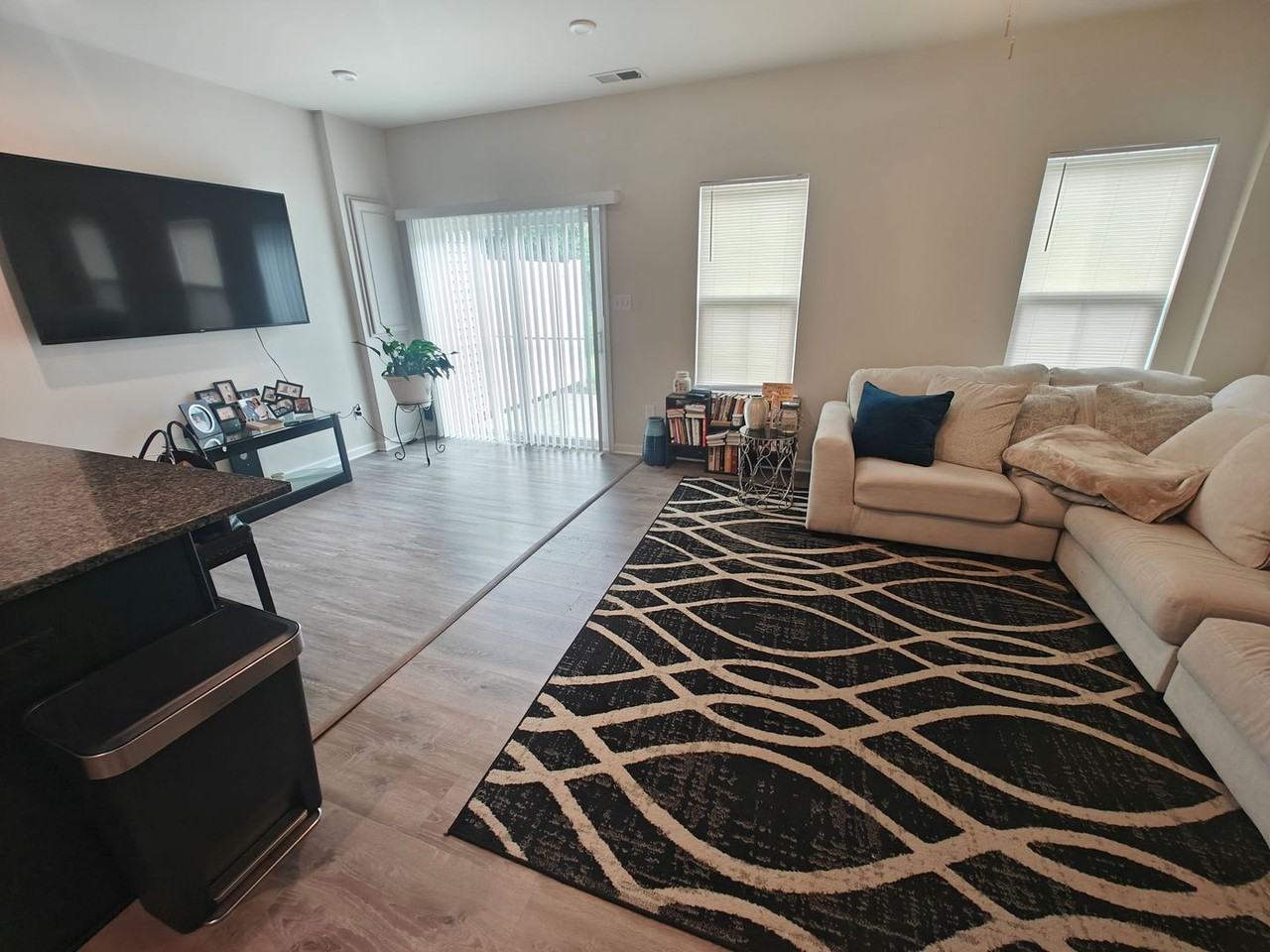 12624 Prestonfield Dr - Photo 4 of 15