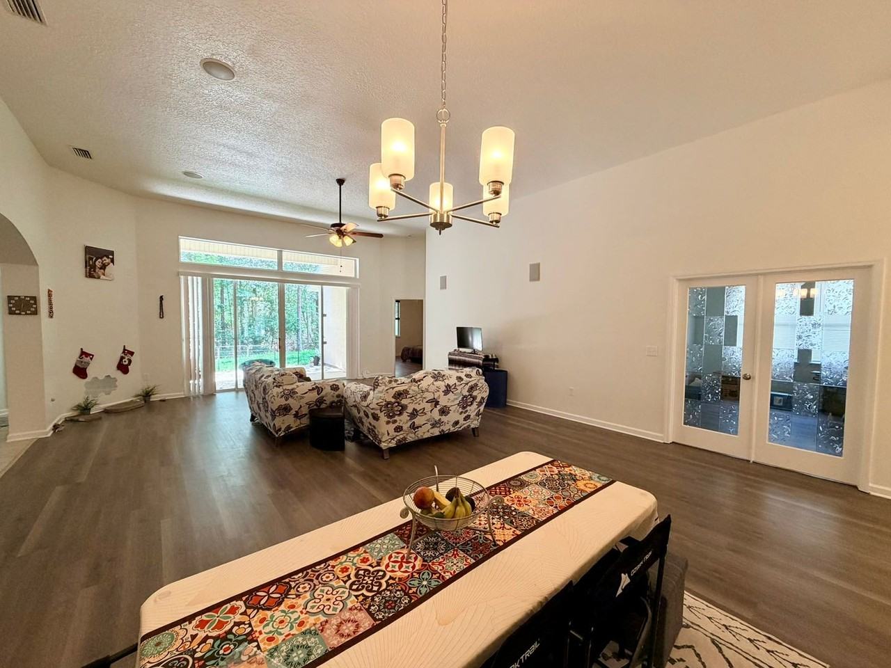 2411 Golfview Dr - Photo 4 of 24