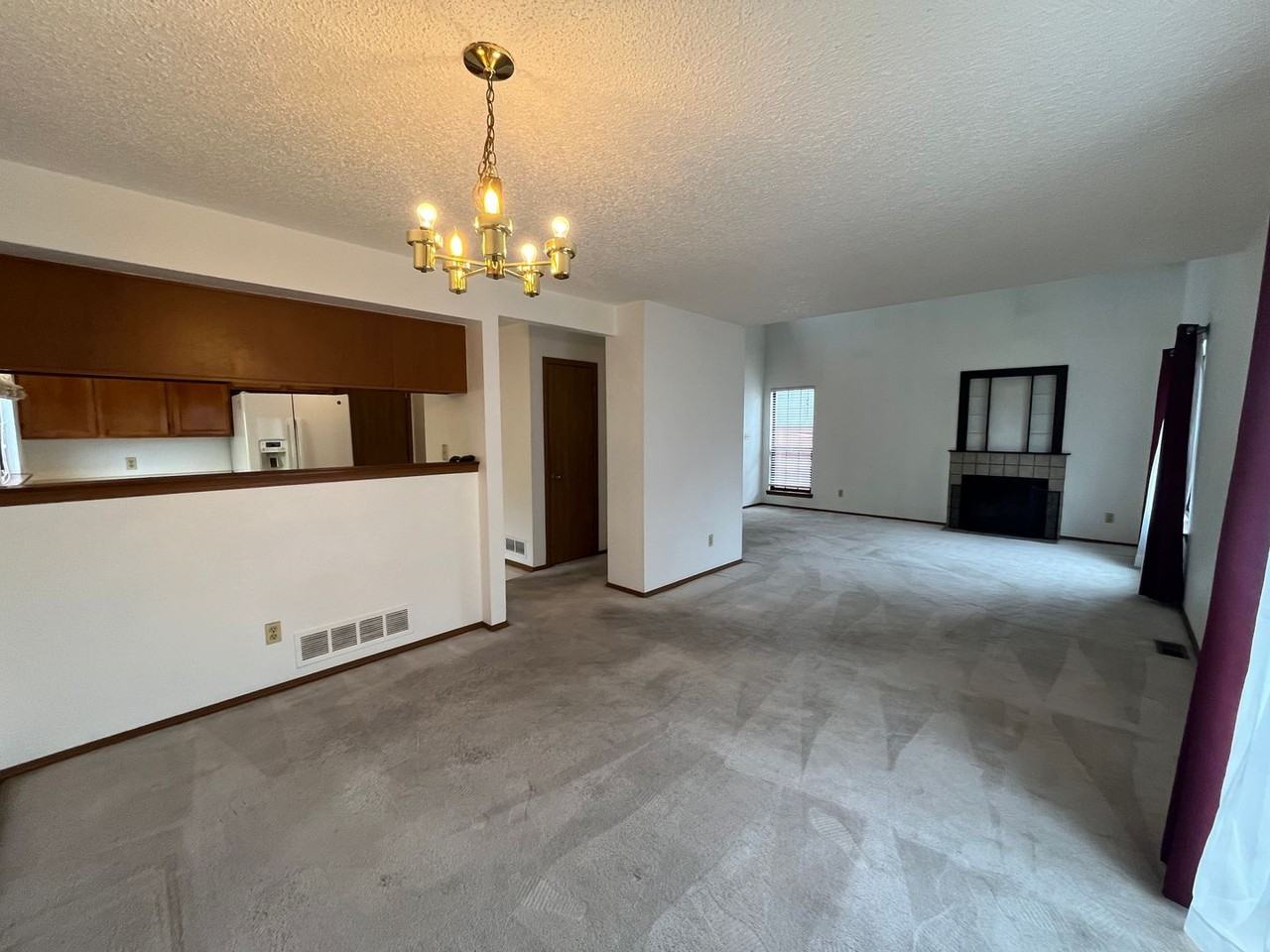 7734 Yates St - Photo 6 of 25