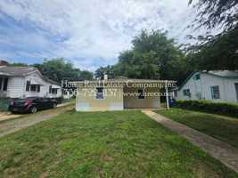 featured image of 921 Taft St