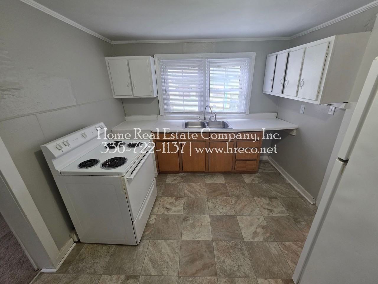2601 Machine St - Photo 3 of 9