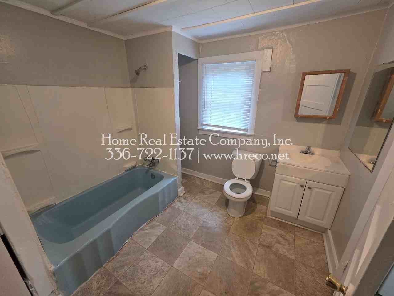 2601 Machine St - Photo 7 of 9