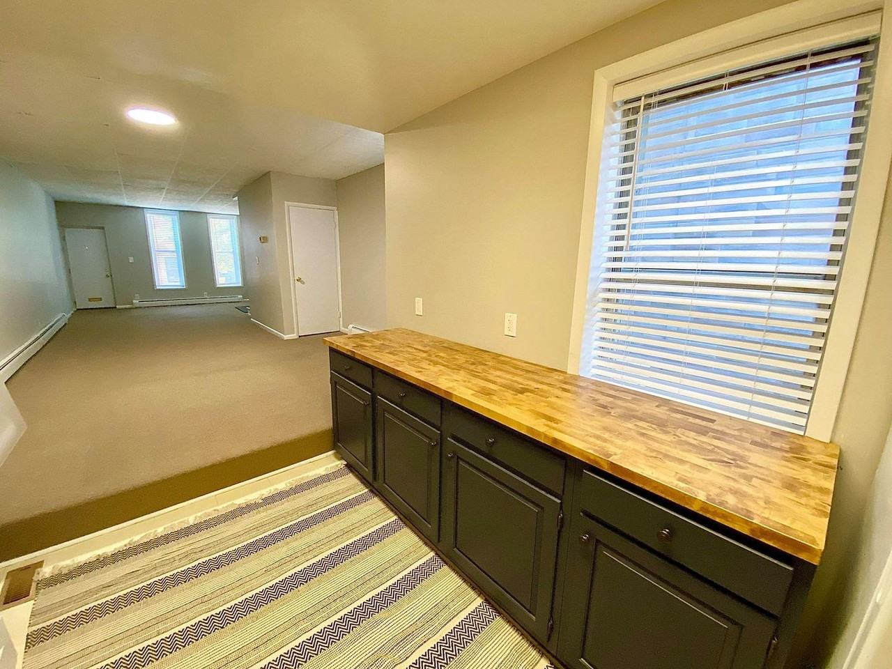 1309 Hull St - Photo 5 of 17