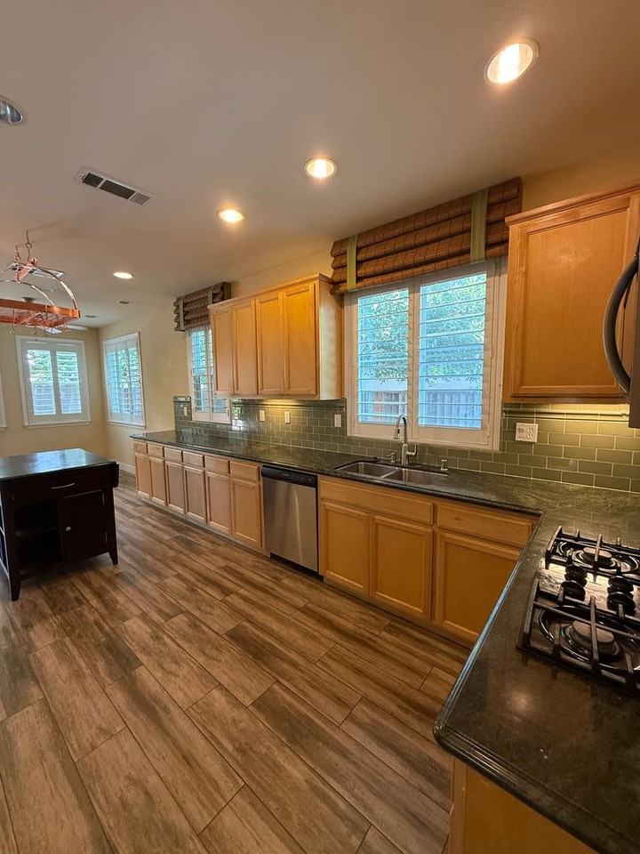 112 Refosco Ct - Photo 5 of 29
