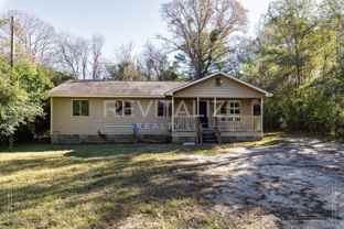 1746 Cody Rd N - Photo 1 of 1