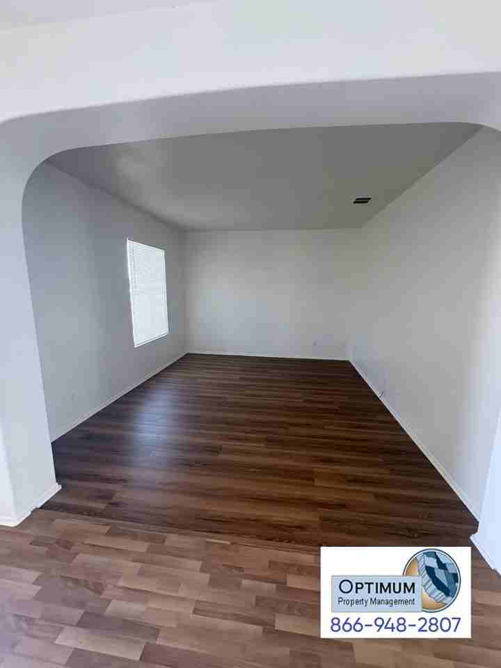 13185 Andrea Dr - Photo 5 of 28