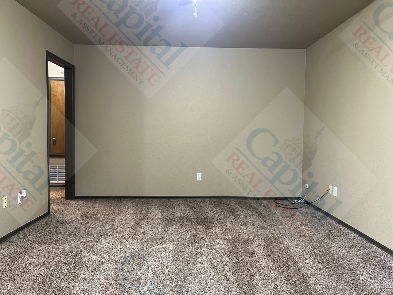 9225 Stonegate - Photo 4 of 25