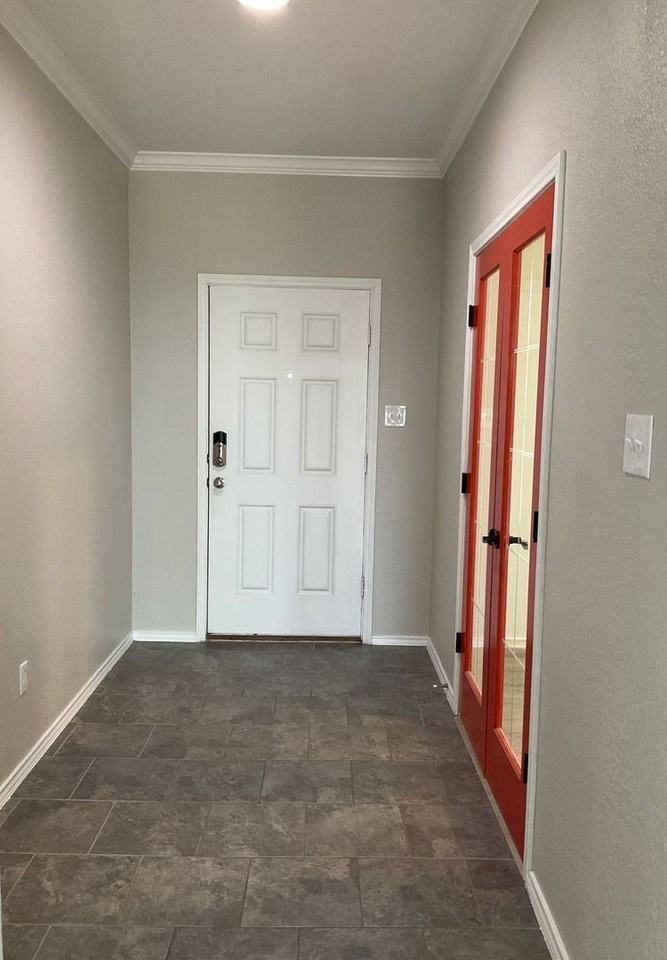 3205 Shawlands Rd - Photo 2 of 42