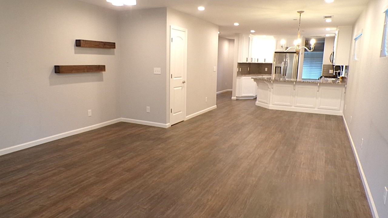 151 E Yolo St - Photo 2 of 20