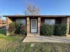 featured image of 2211 Cascade Dr
