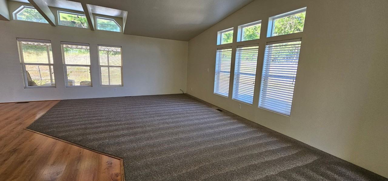 3312 Upper River Rd - Photo 6 of 30