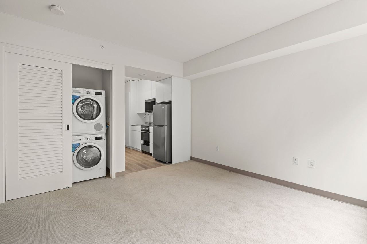 1390 Kapiolani Blvd #1104 - Photo 4 of 5