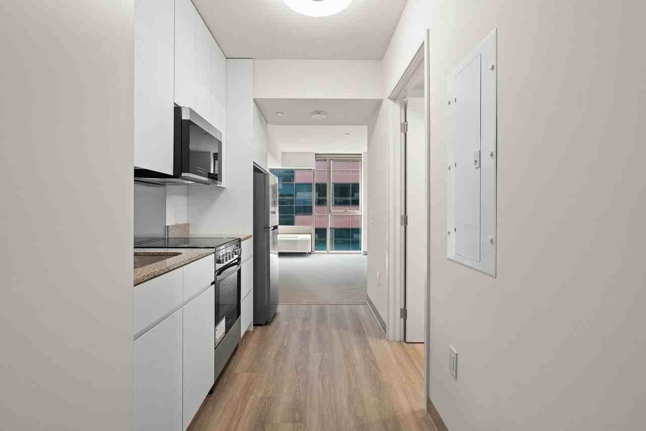 1390 Kapiolani Blvd #1104 - Photo 5 of 5