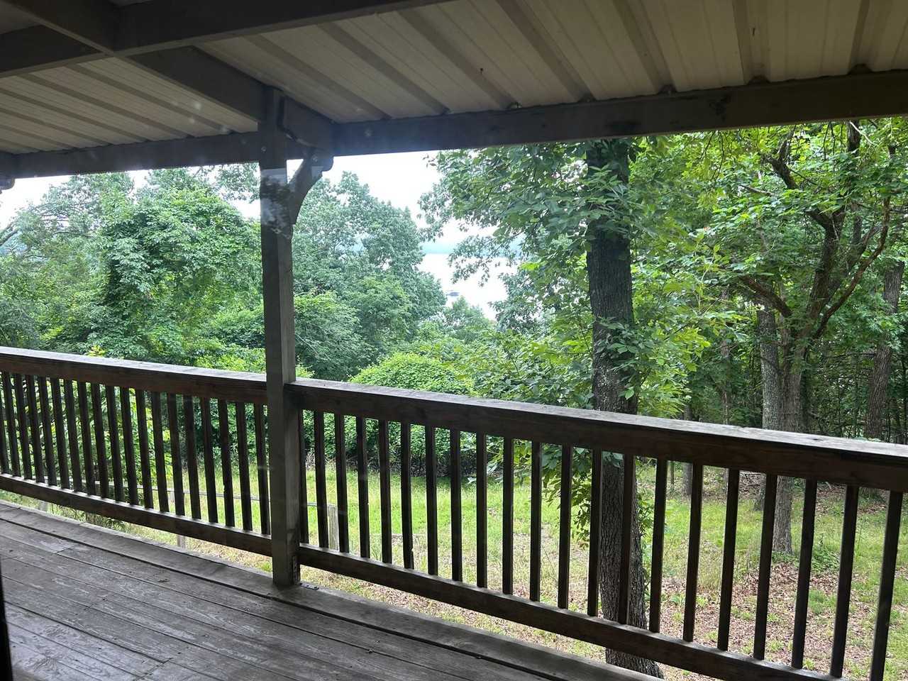 21090 Greycliff Rd - Photo 2 of 19