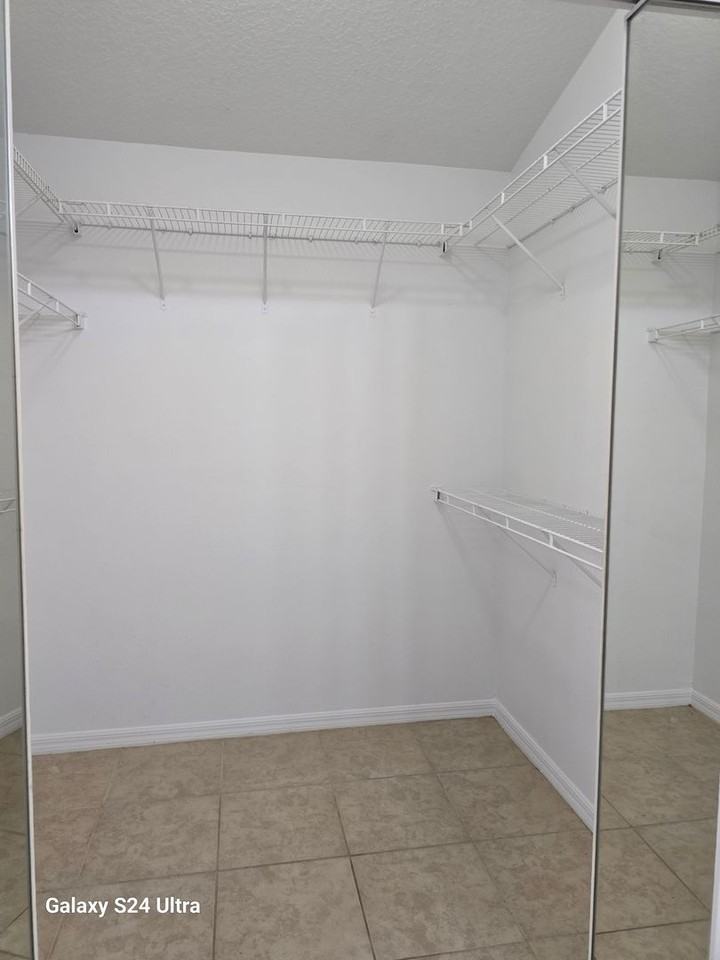 2510 5th Ct E - Photo 5 of 6