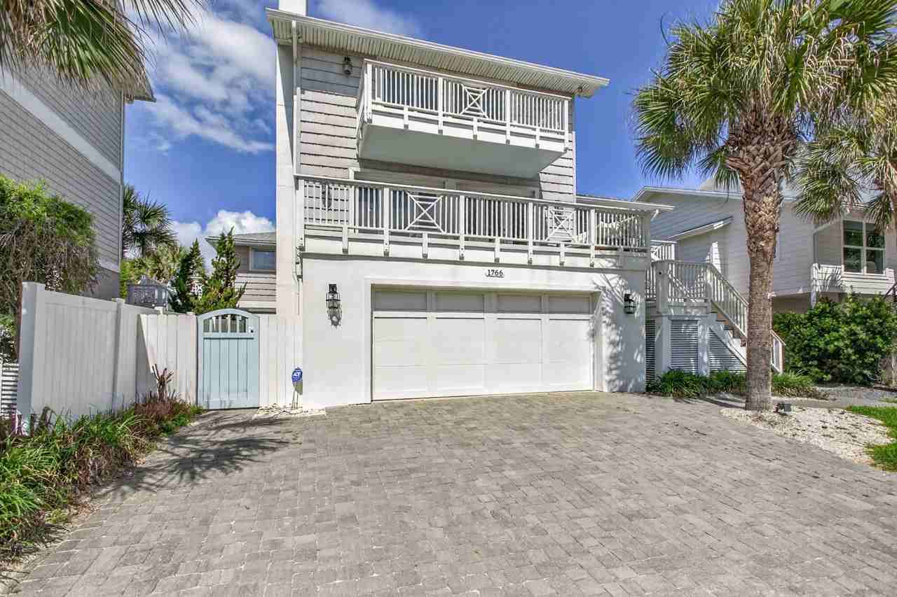1766 Beach Ave - Photo 3 of 50