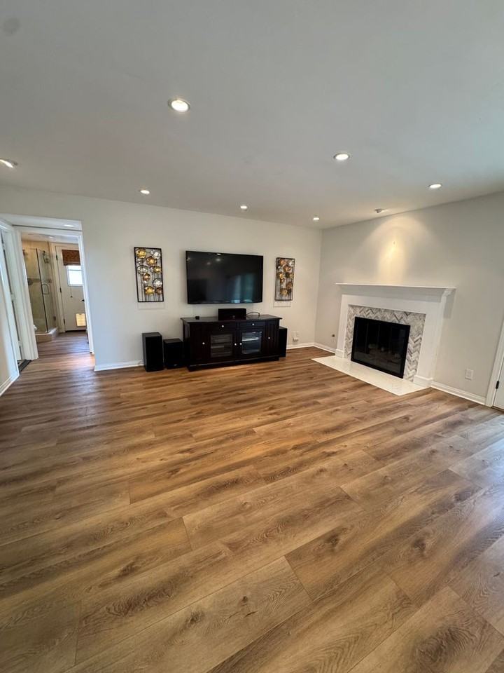 99 Castilian Ct - Photo 3 of 28