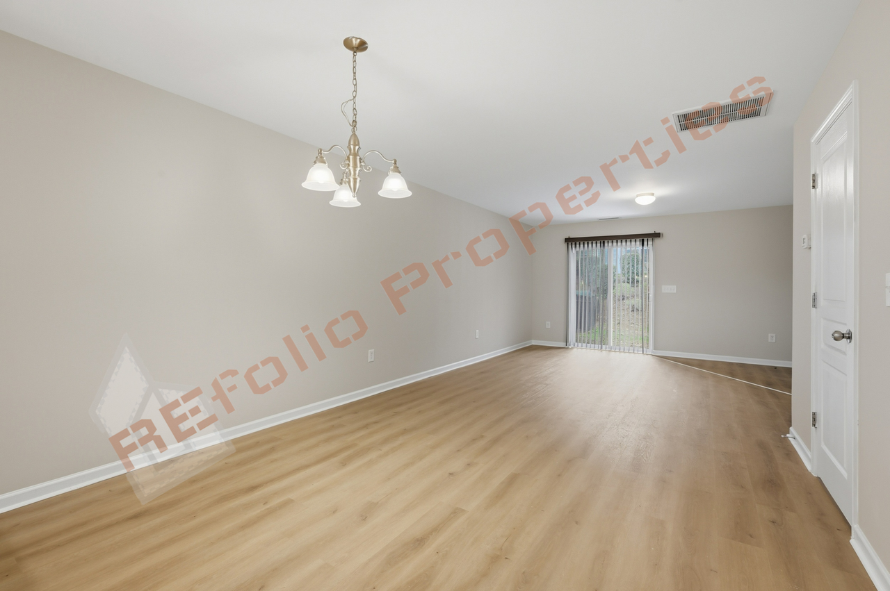 2907 Berkeley Springs Pl - Photo 5 of 34