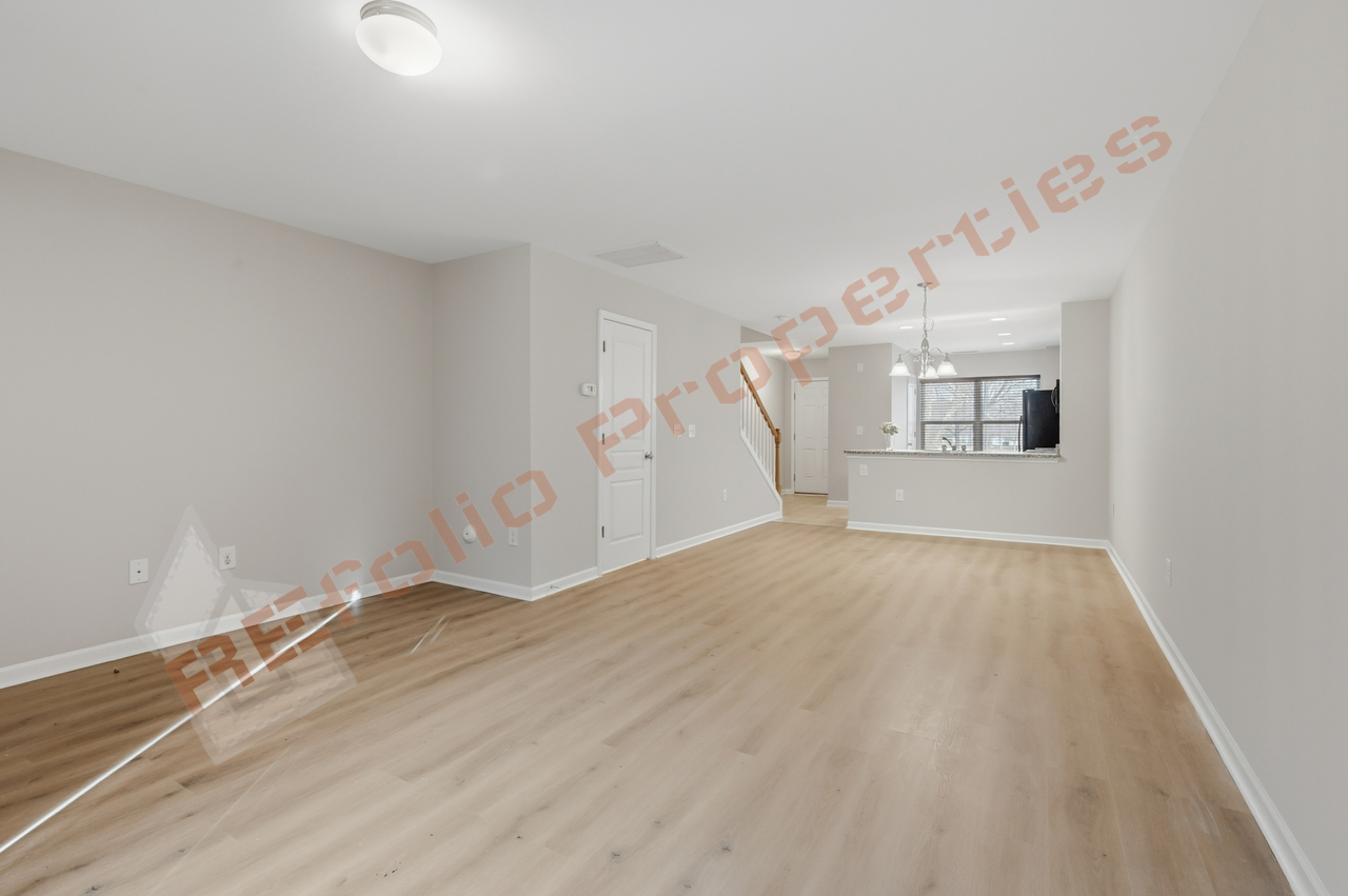 2907 Berkeley Springs Pl - Photo 6 of 34