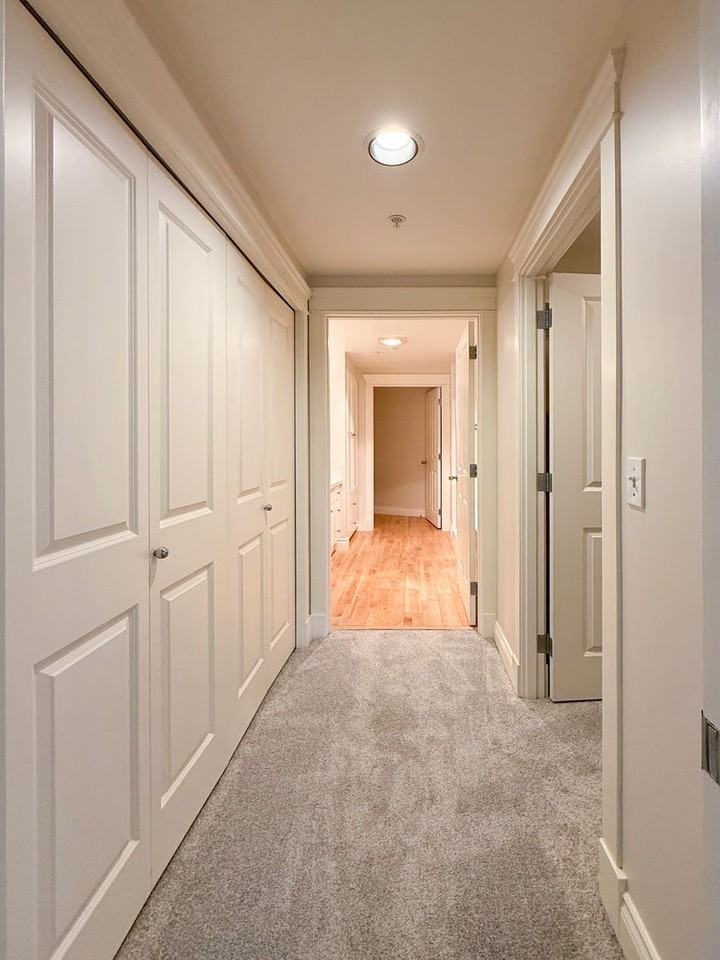 2334 Thorndyke Ave W #202 - Photo 6 of 15