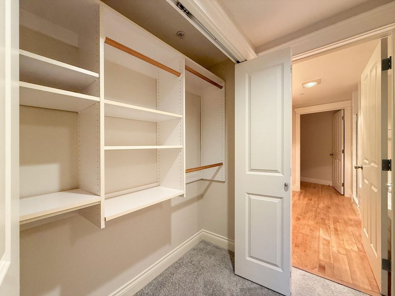 2334 Thorndyke Ave W #202 - Photo 7 of 15