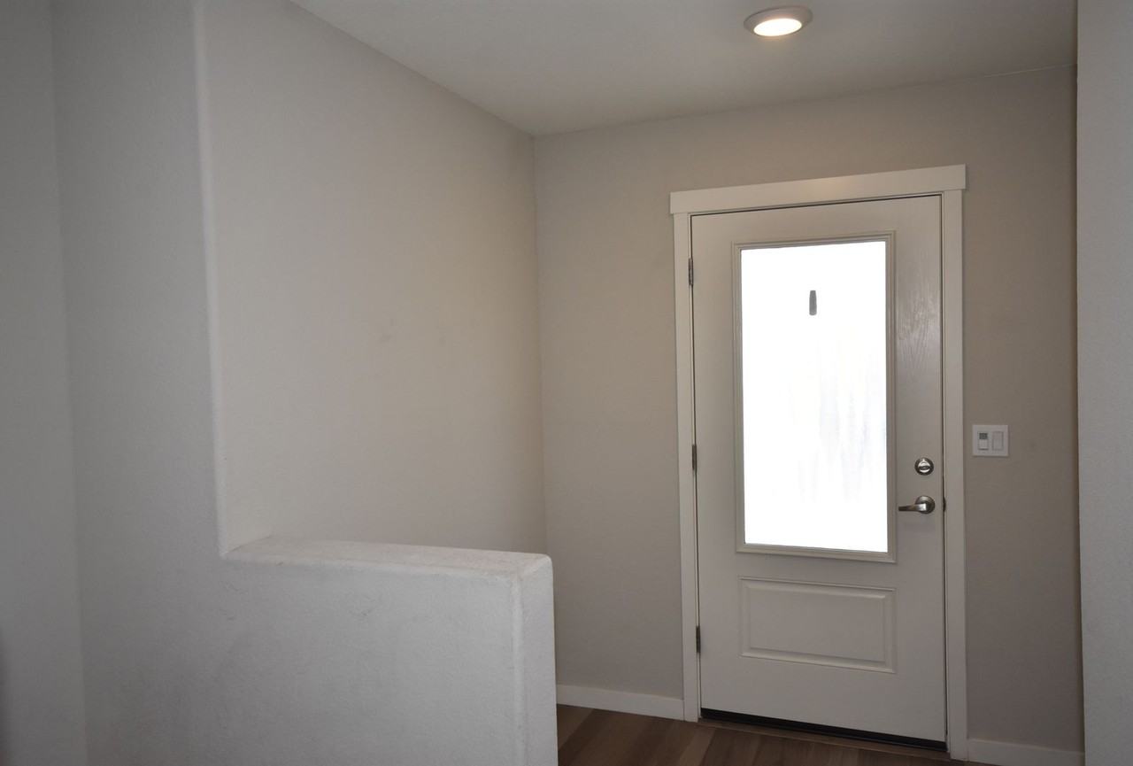 4097 Southampton St - Photo 2 of 14