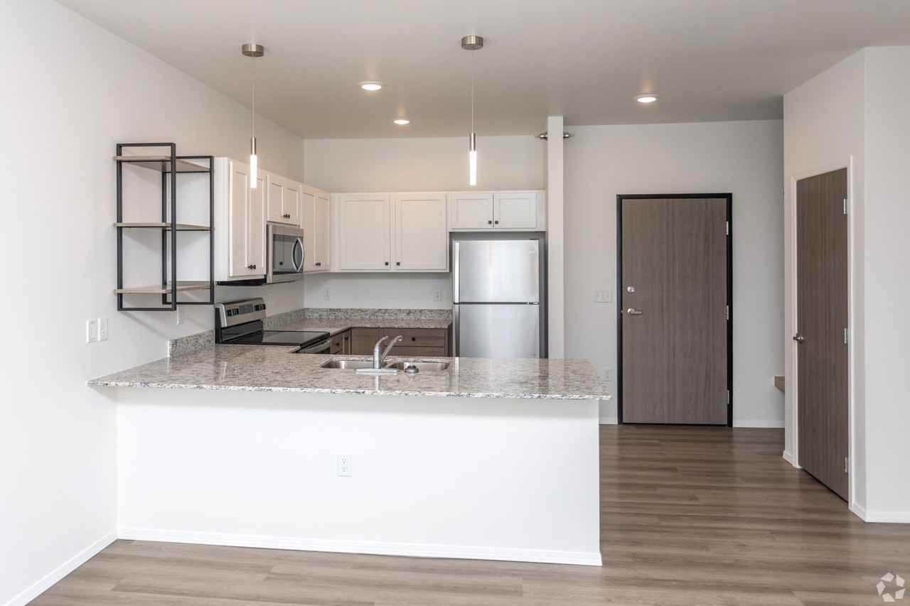 The Crimson - Residential - Photo 3 of 28