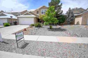 featured image of 2011 Dillon Dr Ne