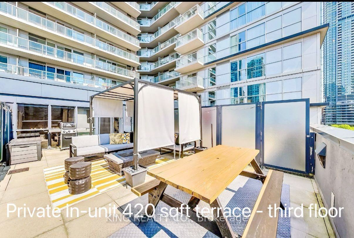 352 Front Street West #210 - Photo 4 of 29