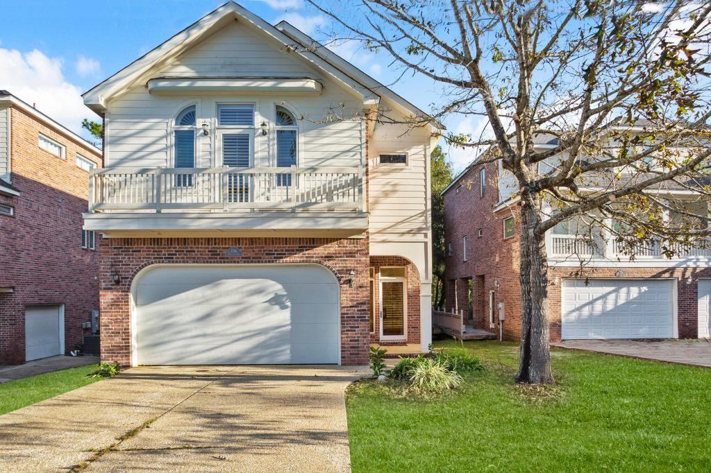 7516 Pinehurst Ct - Photo 2 of 43