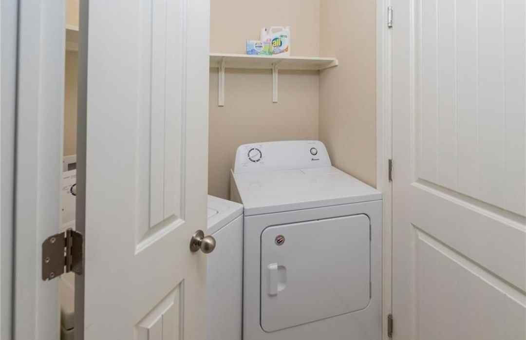 13021 Tinker St - Photo 6 of 17