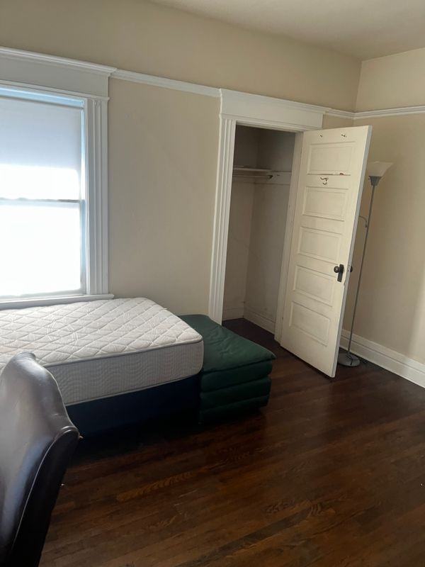 2679 Menlo Ave - Photo 2 of 9