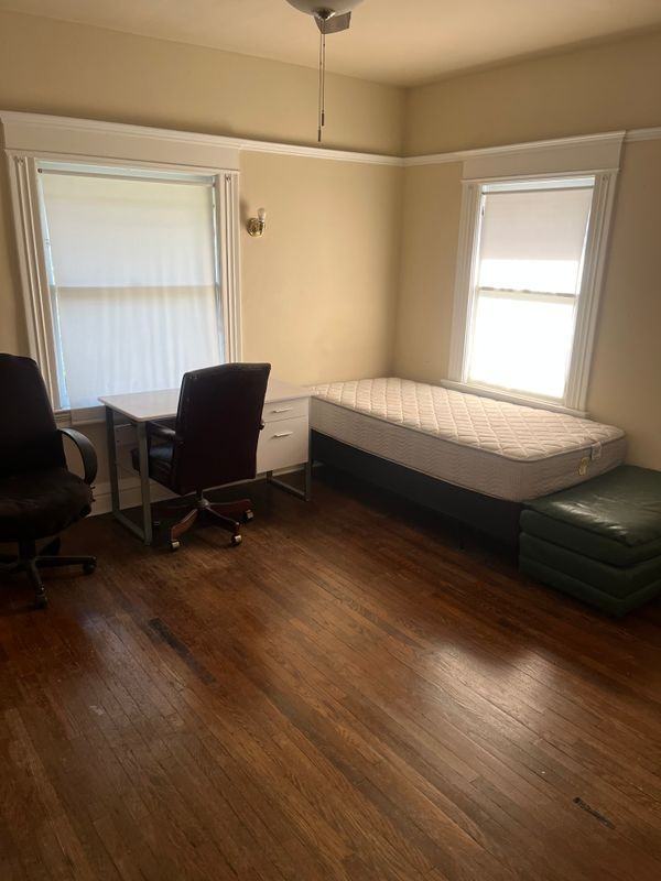 2679 Menlo Ave - Photo 3 of 9