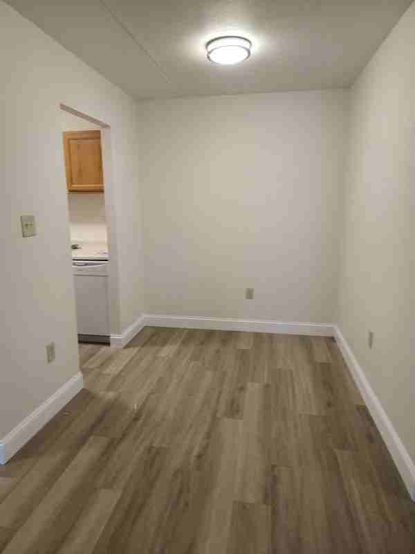 1 Berwyn Hall - Photo 6 of 30