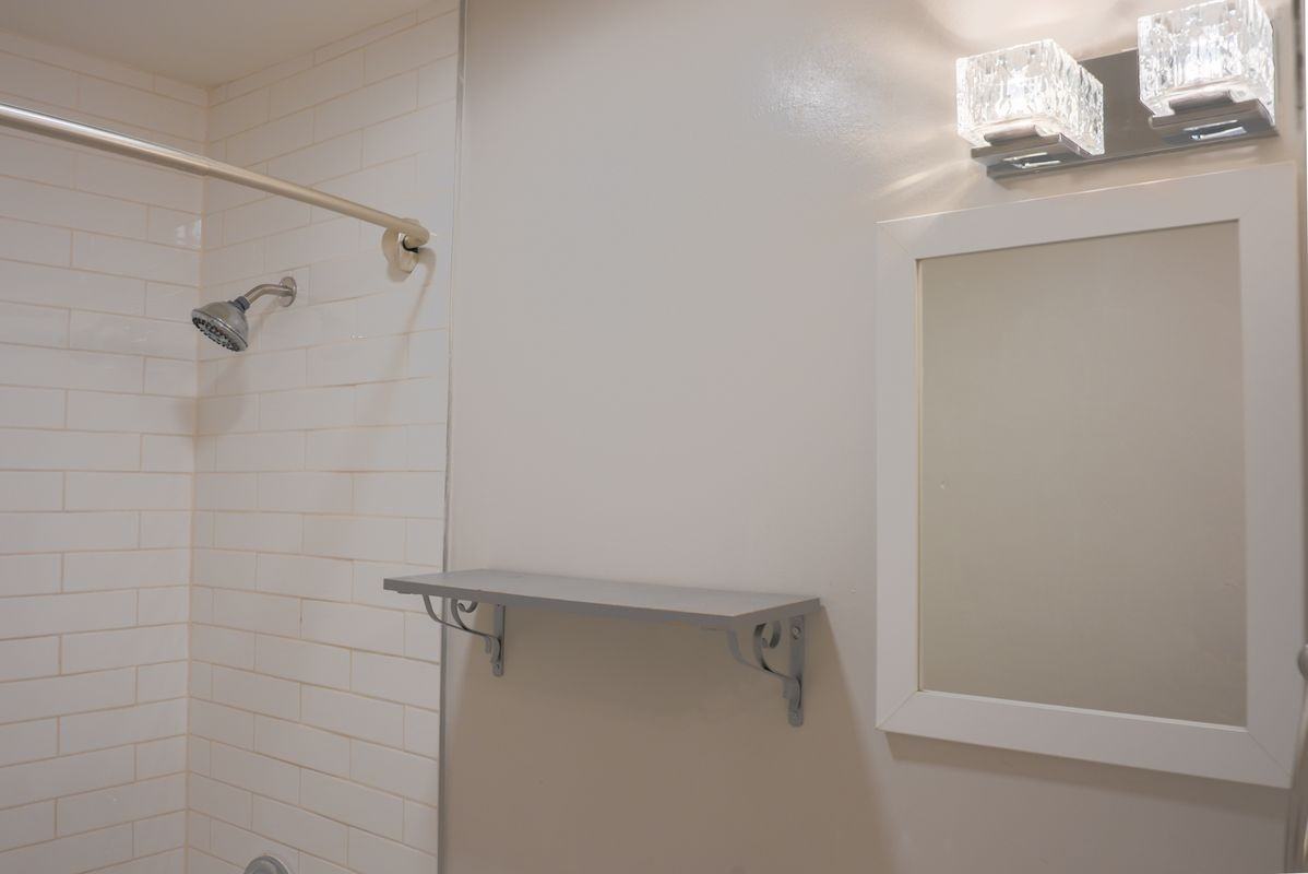 8622 Village Sq - Photo 3 of 15