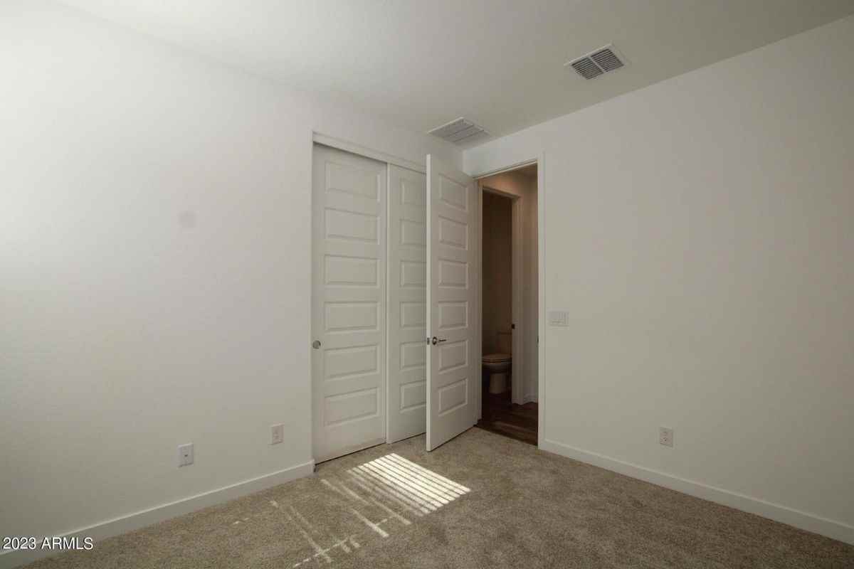 23059 E Pegasus Pkwy - Photo 4 of 22