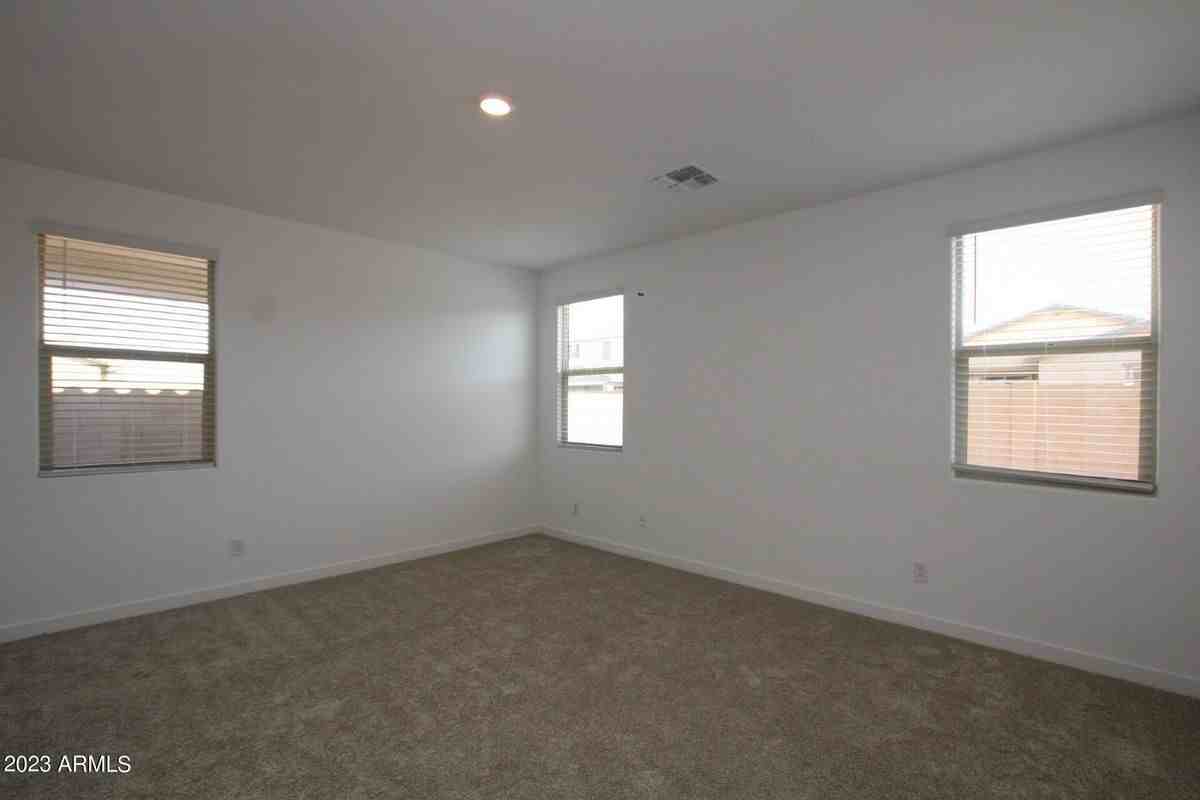 23059 E Pegasus Pkwy - Photo 6 of 22