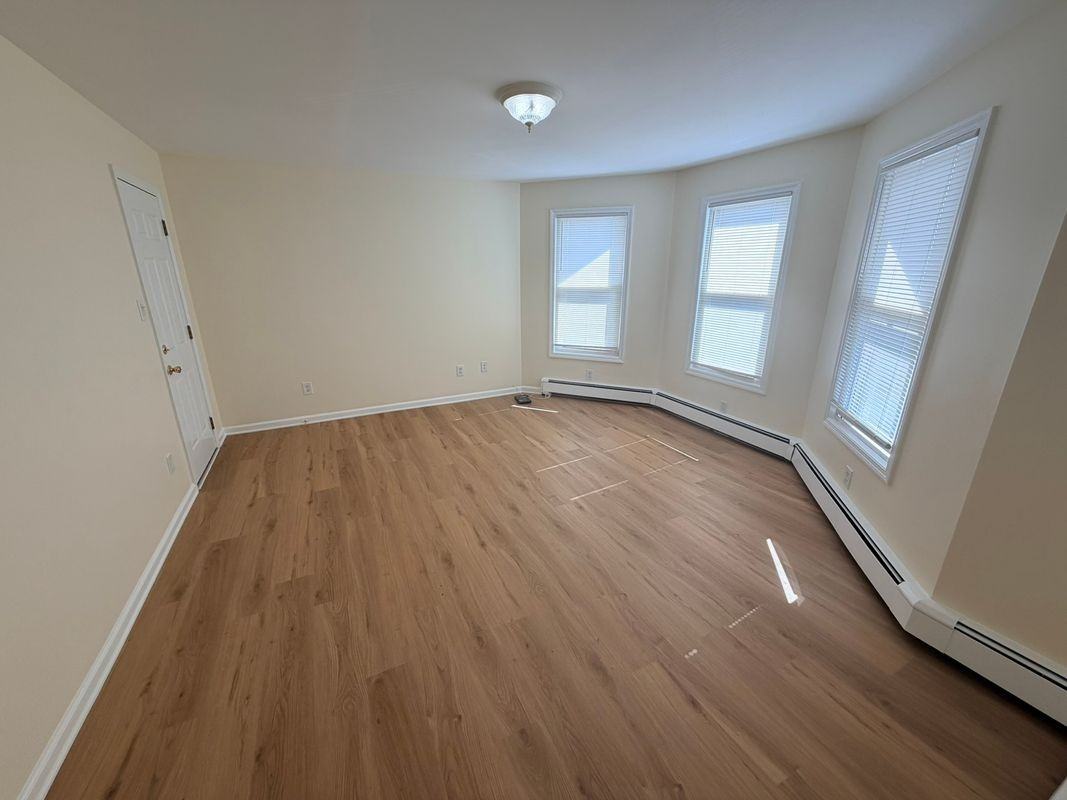 14 Oakwood Ave ##4 - Photo 7 of 8