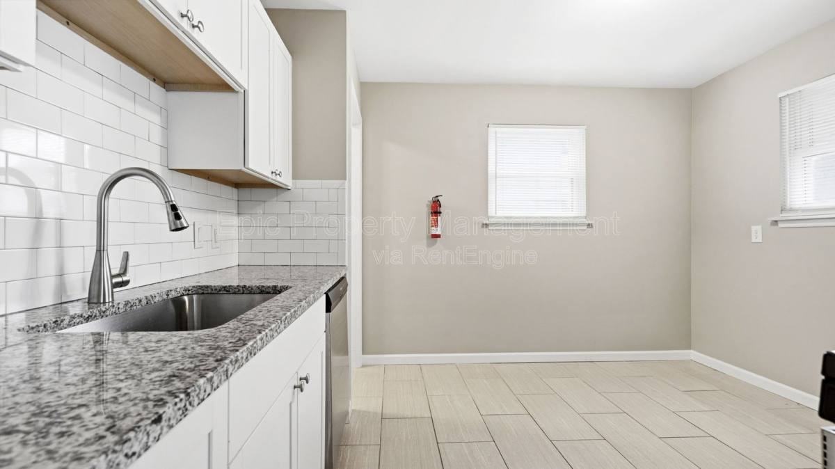 1072 Mill St - Photo 3 of 10