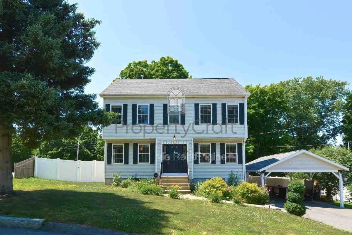 6 Meeting House Ln