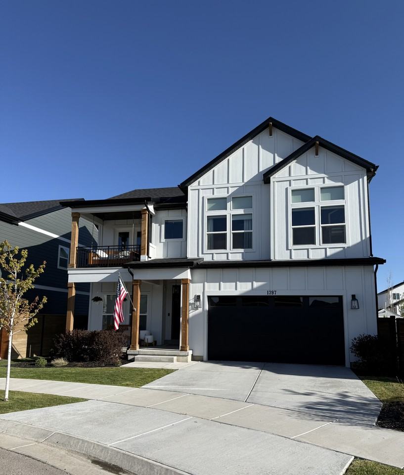 1397 Sumac Cir
