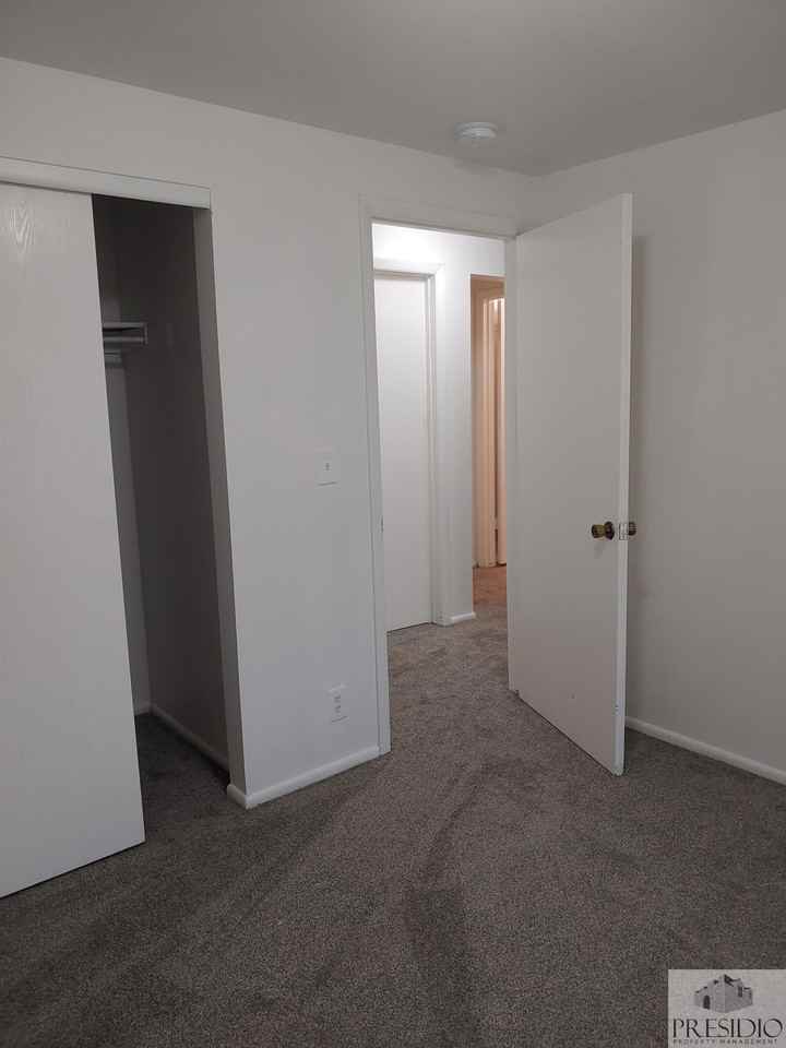 656 Northwest - Photo 7 of 31
