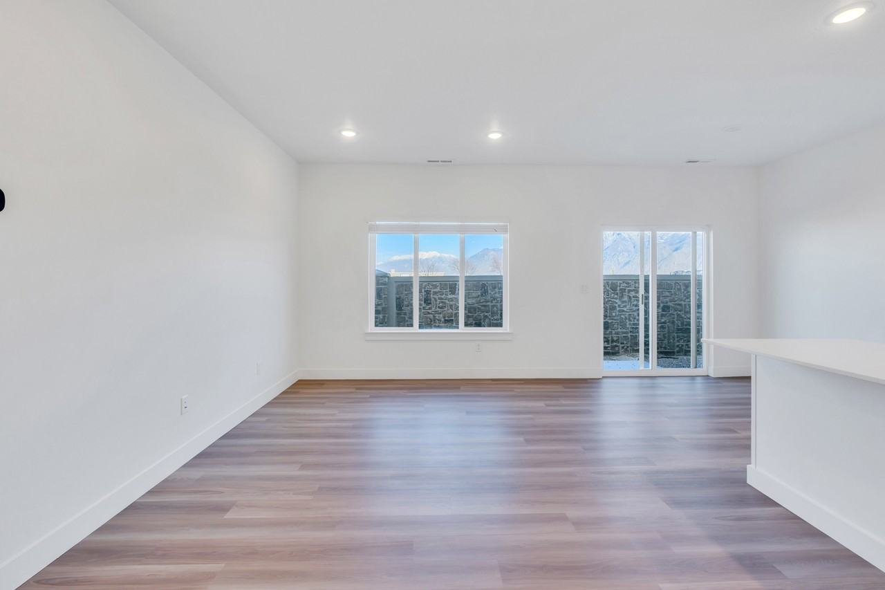 1287 Eastnorth #1 - Photo 5 of 17