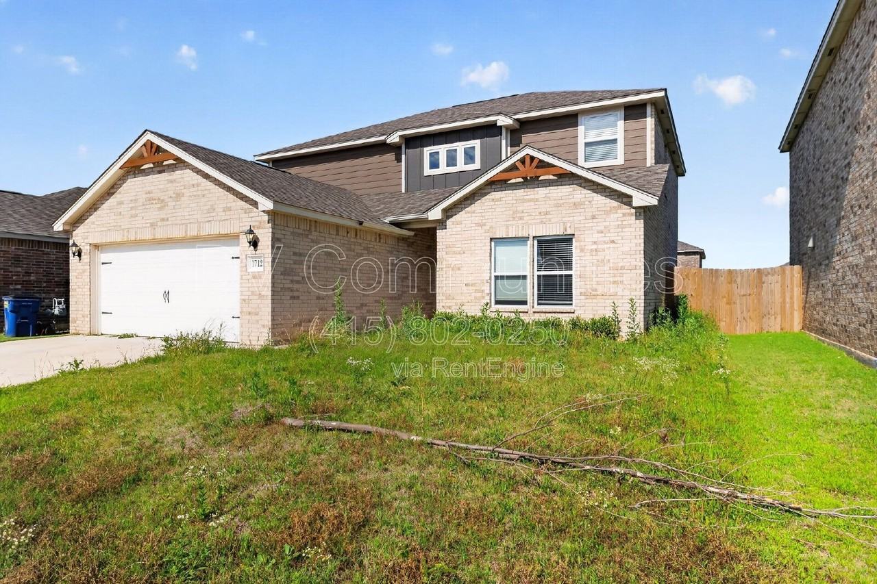 1712 Amaranth Ln - Photo 2 of 33